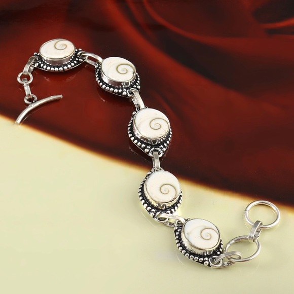 Shiva Shell 925 Overlay Toggle Closure Bracelet - Picture 2 of 2